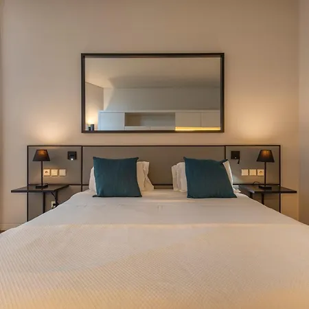 Apartment 8 Building 420 Lisbon