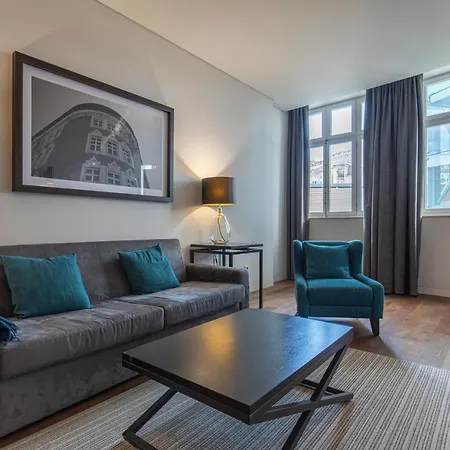 8 Building 420 Apartment *