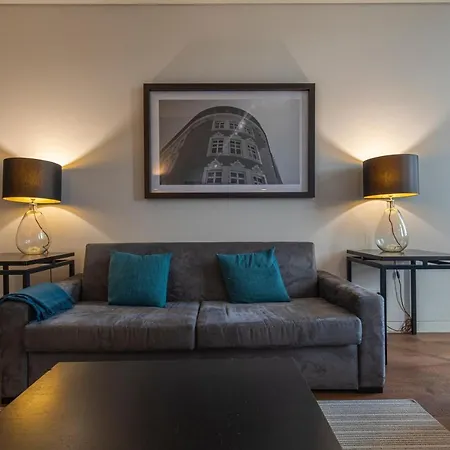 8 Building 420 Apartment